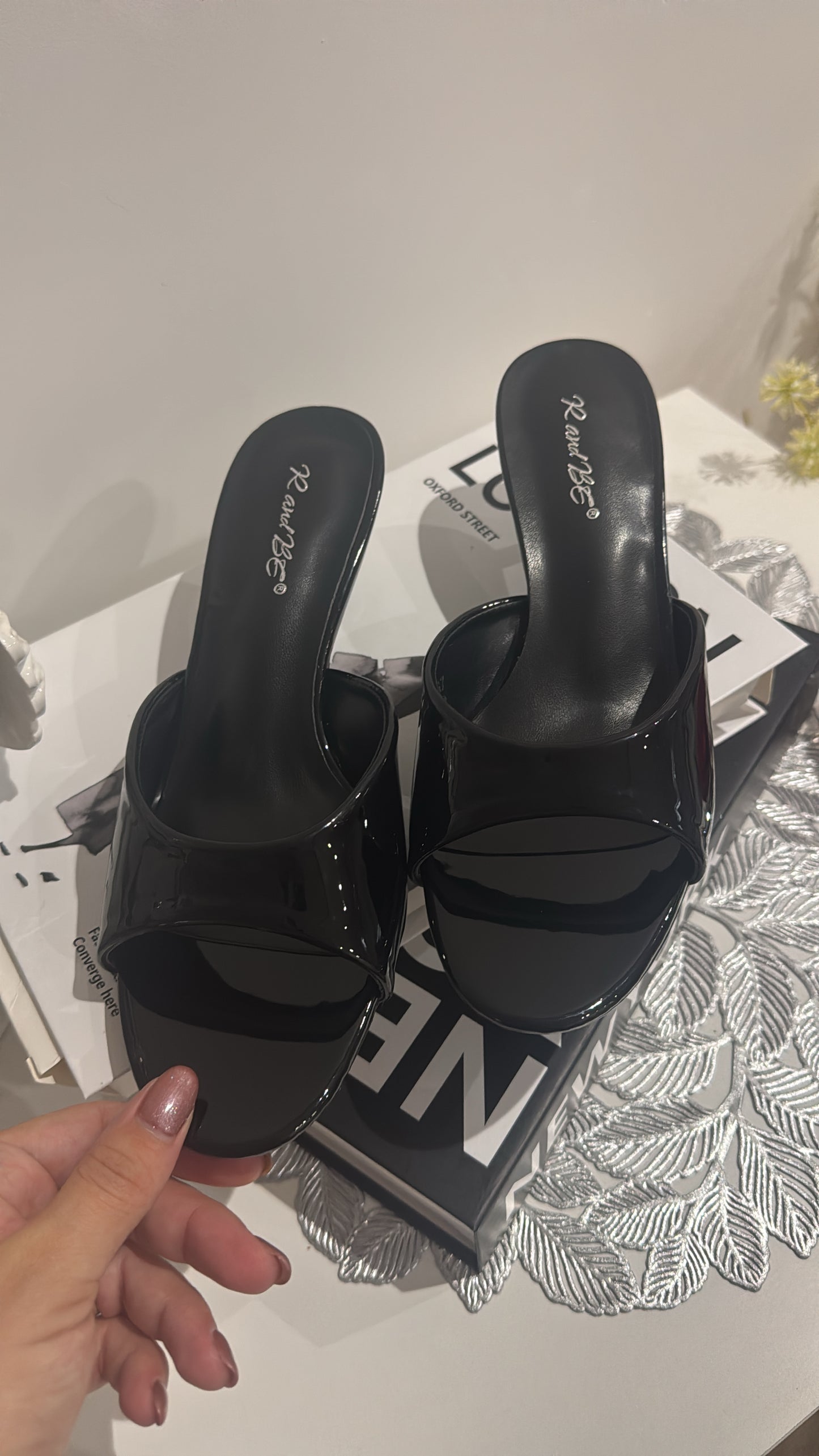 Sabot Black
